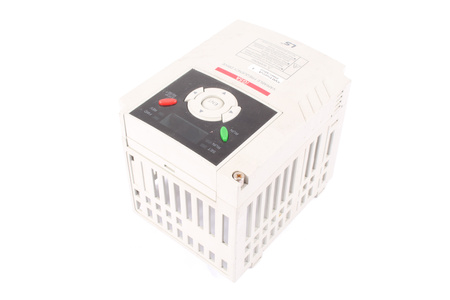 SV015IG5A-4 LS INDUSTRIAL SYSTEMS DĖŽĖ