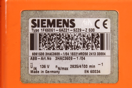 3HAC0694-2/2 ABB IRB6400R/2.5-150 ROBOTINĖ RANKA