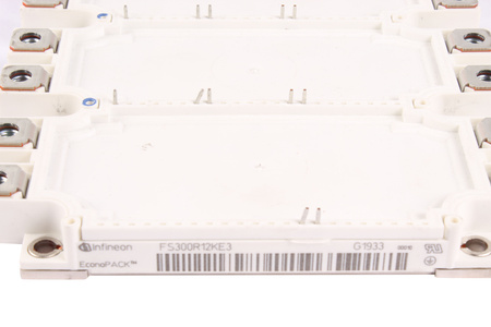 FS300R12KE3 INFINEON