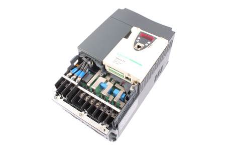 ATV71HD15M3X SCHNEIDER ELECTRIC