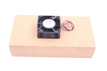 2410ML-04W-B69 MINEBEA 60X60X25MM, 12V, 0.4A VENTILIATORIUS