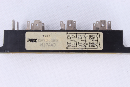 KE724503 POWEREX DARLINGTONO TRANZISTORIUS