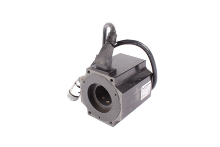 HC-MF73-S15 MITSUBISHI ELECTRIC PRIEKINIS LIEJIMAS