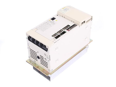 CIMR-M5D2011 YASKAWA VS-626M5