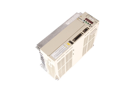 SGDH-20DE-OY YASKAWA SGDH-20DE-Y12 SERVOPACK