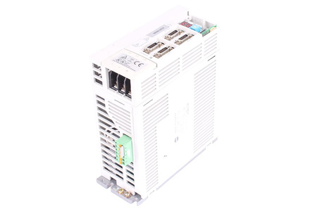 MR-J2S-70B-U005 MITSUBISHI ELECTRIC