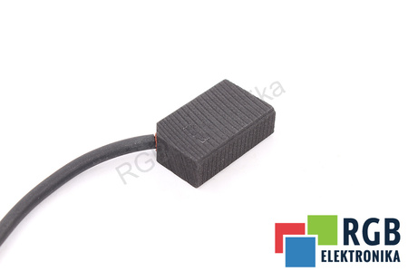 8X16X25 007990180 ELEKTRINIAI VARIKLIO ŠEPEČIAI