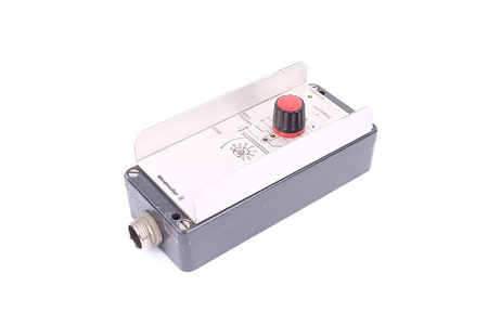 723-2.450/V WEIDMULLER NUOTOLINIO VALDYMO PULTAS