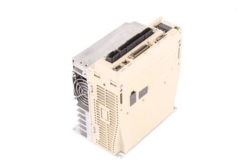 SGDV-5R4D01A YASKAWA