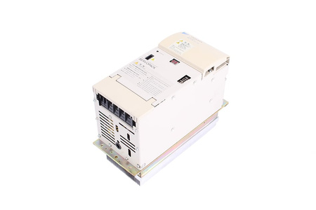 CIMR-MR5D2011 YASKAWA VS-656 MR5 SERVOPACK