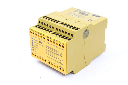 PNOZ11 PILZ 774080 SAUGOS RELĖ