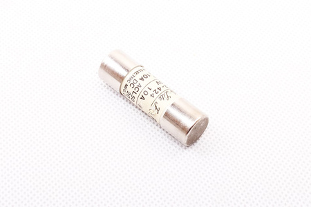 SAUGIKLIS PC132-424 UTSUNOMIYA ELECTRIC CELLO-LITE 10A, 250VDC, 500VAC, 50KA SAUGIKLIS