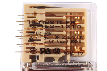 HOZ-462-1210 HENGSTLER 24V ESTAFETĖ