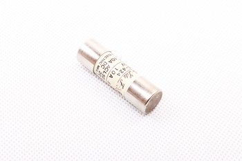 SAUGIKLIS PC132-424 UTSUNOMIYA ELECTRIC CELLO-LITE 10A, 250VDC, 500VAC, 50KA SAUGIKLIS