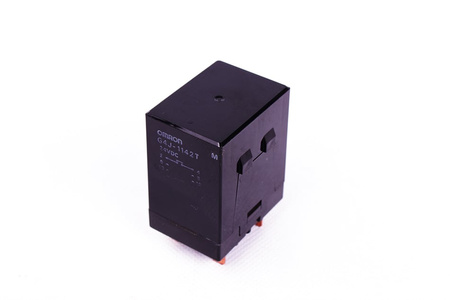 G4J-1142T OMRON 24VDC ESTAFETĖ