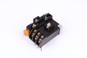 TH-12 MITSUBISHI ELECTRIC 1.3-2.1A ESTAFETĖ