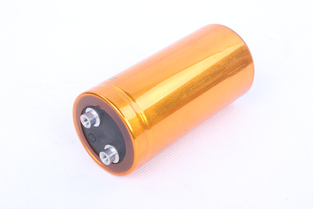 KONDENSATORIUS 680UF 400V ROE KONDENSATORIUS