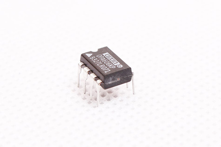OPA606KP BURR-BROWN OPERATIONAL AMPLIFIER