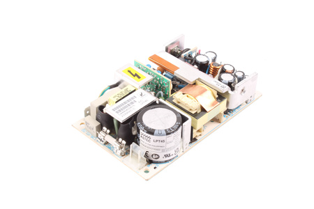 LPT45 ARTESYN MAITINIMO