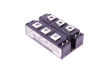 MAITINIMO TILTO LYGINTUVAS DDB6U215N16L INFINEON ISOPACK 215A, 1600V