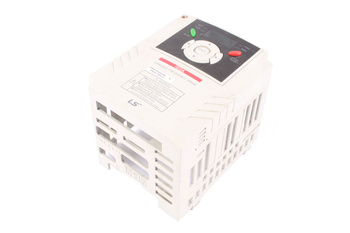 SV015IG5A-4 LS INDUSTRIAL SYSTEMS DĖŽĖ