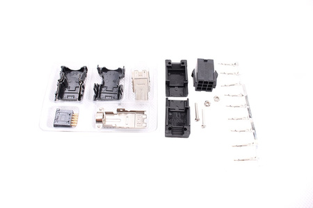 MR-ECNM RP EUMAX SKIRTAS HG-KN IP20 9PIN ENKODERO KIŠTUKAS