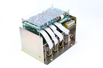 PUS3/5-I AMK 90V 9/15A PUMASYN