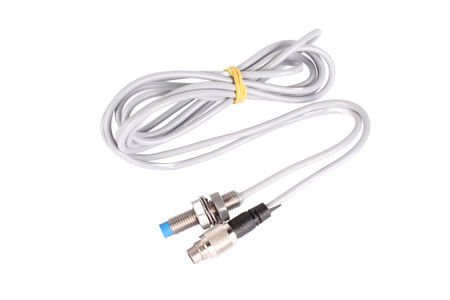 DW-AD-611-M8 CONTRINEX HALL SPEED PICK UP SENSOR 712 PLUG 2M CABLE MOTOCROSS INDUKCINIS ARTUMO JUTIKLIS