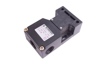 AZ16-02ZVRK-M16 SCHMERSAL