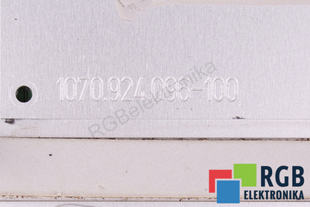 1070.924.096-100 BOSCH REXROTH INDRACONTROL V DĖŽUTĖS PRIEKIS