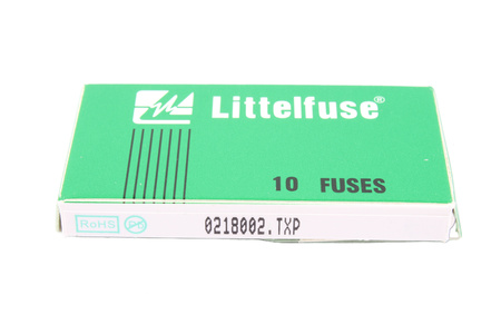 LĖTO VEIKIMO CILINDRINIS STIKLINIS SAUGIKLIS 0218002.TXP LITTELFUSE 250V, 2A, 5X20MM, 10PCS
