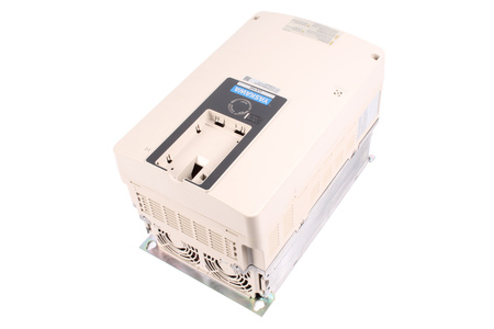 CIPR-GA70C4044BBAA-BAAAAA YASKAWA DĖŽĖ