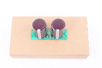 KONDENSATORIUS 3B288624 HITACHI 680UF, 400V KONDENSATORIUS