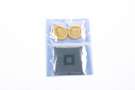 SL7VP INTEL JG82852GM