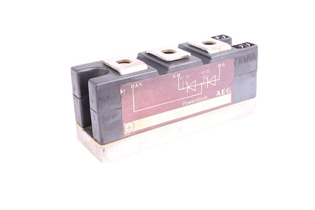 TT131N1100KOC AEG POWERBLOCK