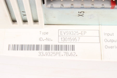 EVS9325-EP LENZE ID.-NO. 13015957