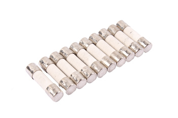 LĖTO VEIKIMO SAUGIKLIS 0215008.MXP LITTELFUSE 5X20MM 10SZT 250V, 8A 10PCS