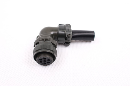 XMS4108A20-15S RP EUMAX SKIRTAS YASKAWA 7 PIN KAMPINĖ LIZDO KIŠTUKAS PAKAITALAS