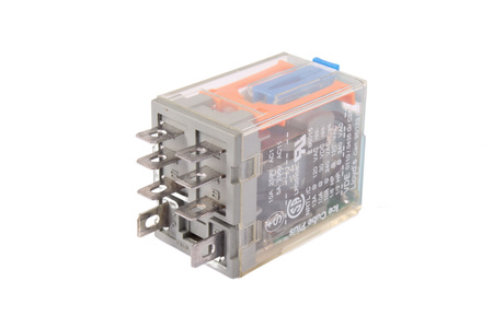 C7-A20D RELECO 10A/250V 5A/250V ESTAFETĖ