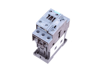 3RT2026-1BB40 SIEMENS 24V