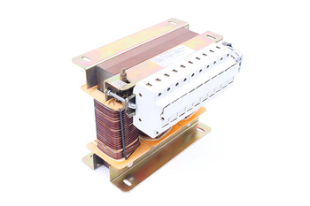 700VA FAMUP SKIRTAS MCX-1200L/3C TRANSFORMATORIUS