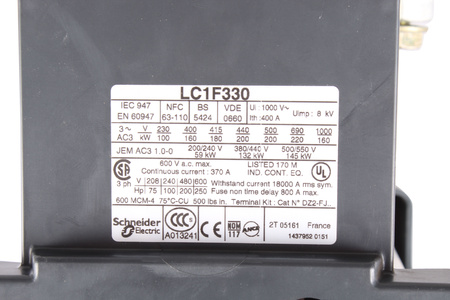 LC1F330 TELEMECANIQUE