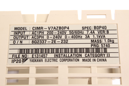 CIMR-V7AZB0P4 YASKAWA KORPUSAS