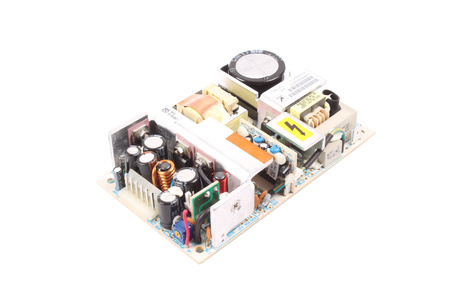 LPT45 ARTESYN MAITINIMO