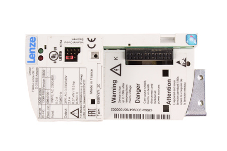 E82EV371_2C LENZE ID.-NO:13564190 8200 VECTOR