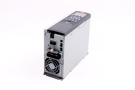 FC-302P1K5T5E DANFOSS 131B0037