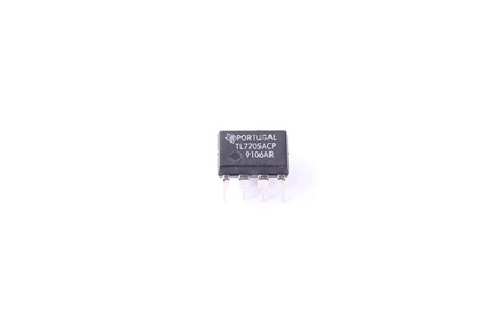 TL7705ACP TEXAS INSTRUMENTS