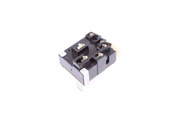 TH-12 MITSUBISHI ELECTRIC 0.45-0.75A ESTAFETĖ