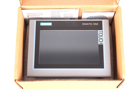 6AV2124-0GC01-0AX0 SIEMENS SIMATIC HMI TP700 COMFORT
