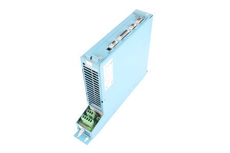 637F/KD6R04.S5-7-0-000-000-RD2 SSD DRIVES